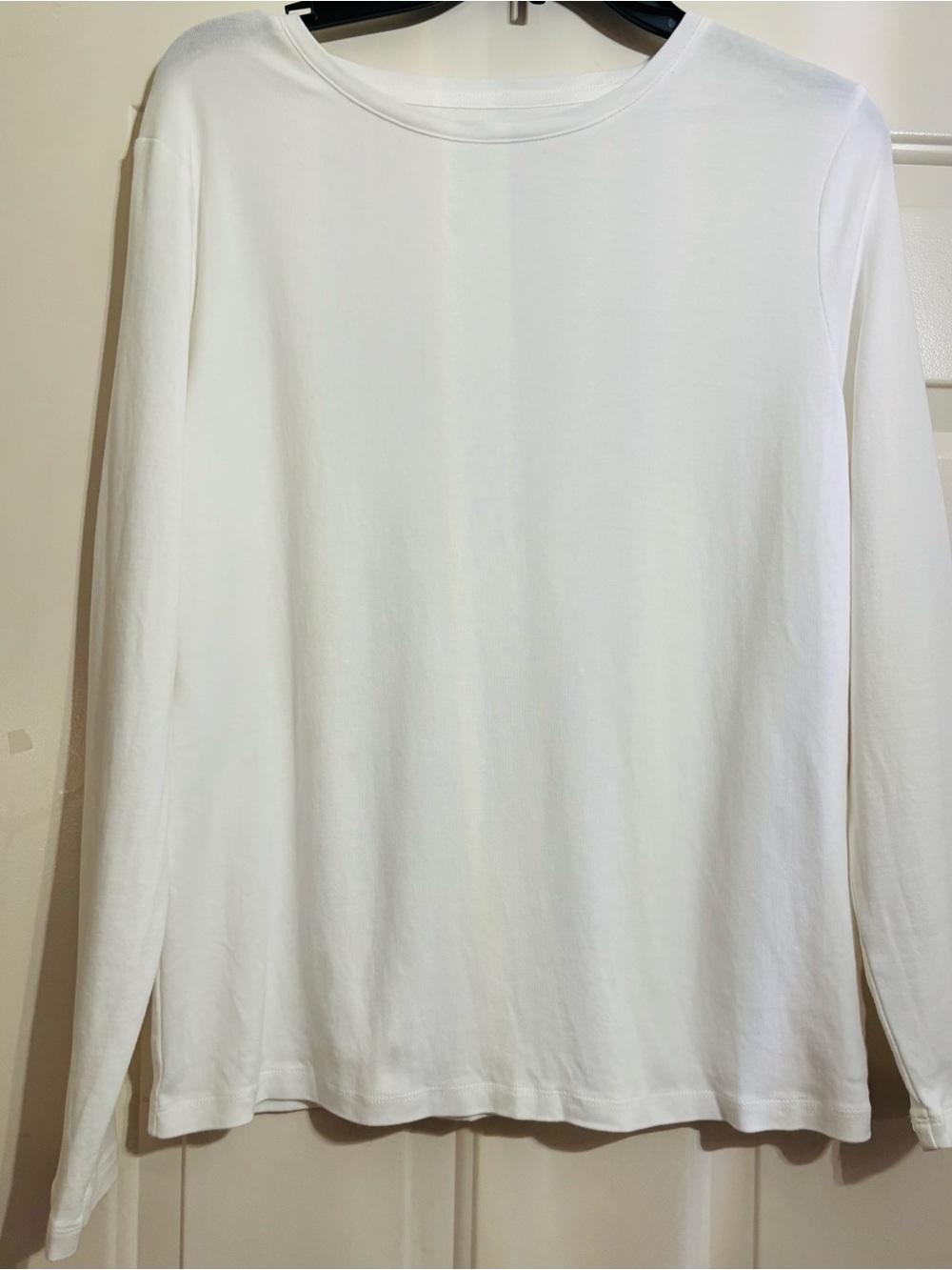 Talbots Pristine Basic White Long-Sleeve T - Picture 2 of 4
